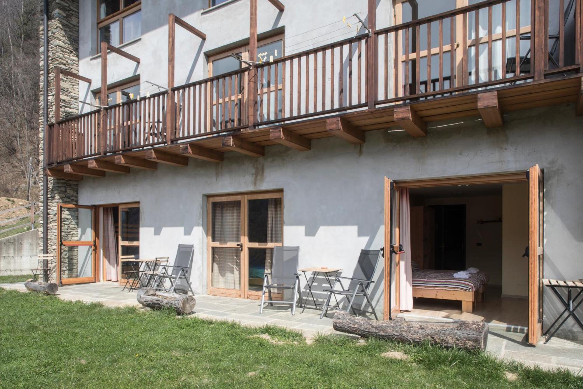 Rifugio Galaberna Hotel Ostana Exterior photo