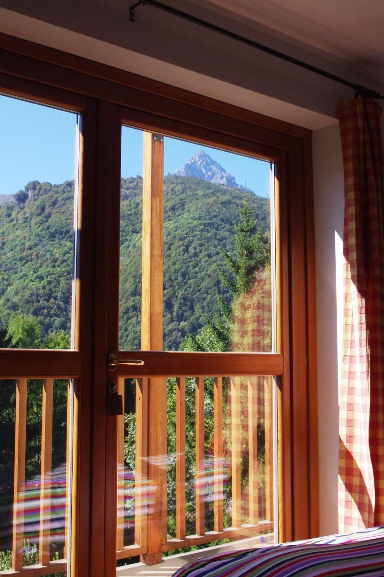 Rifugio Galaberna Hotel Ostana Room photo
