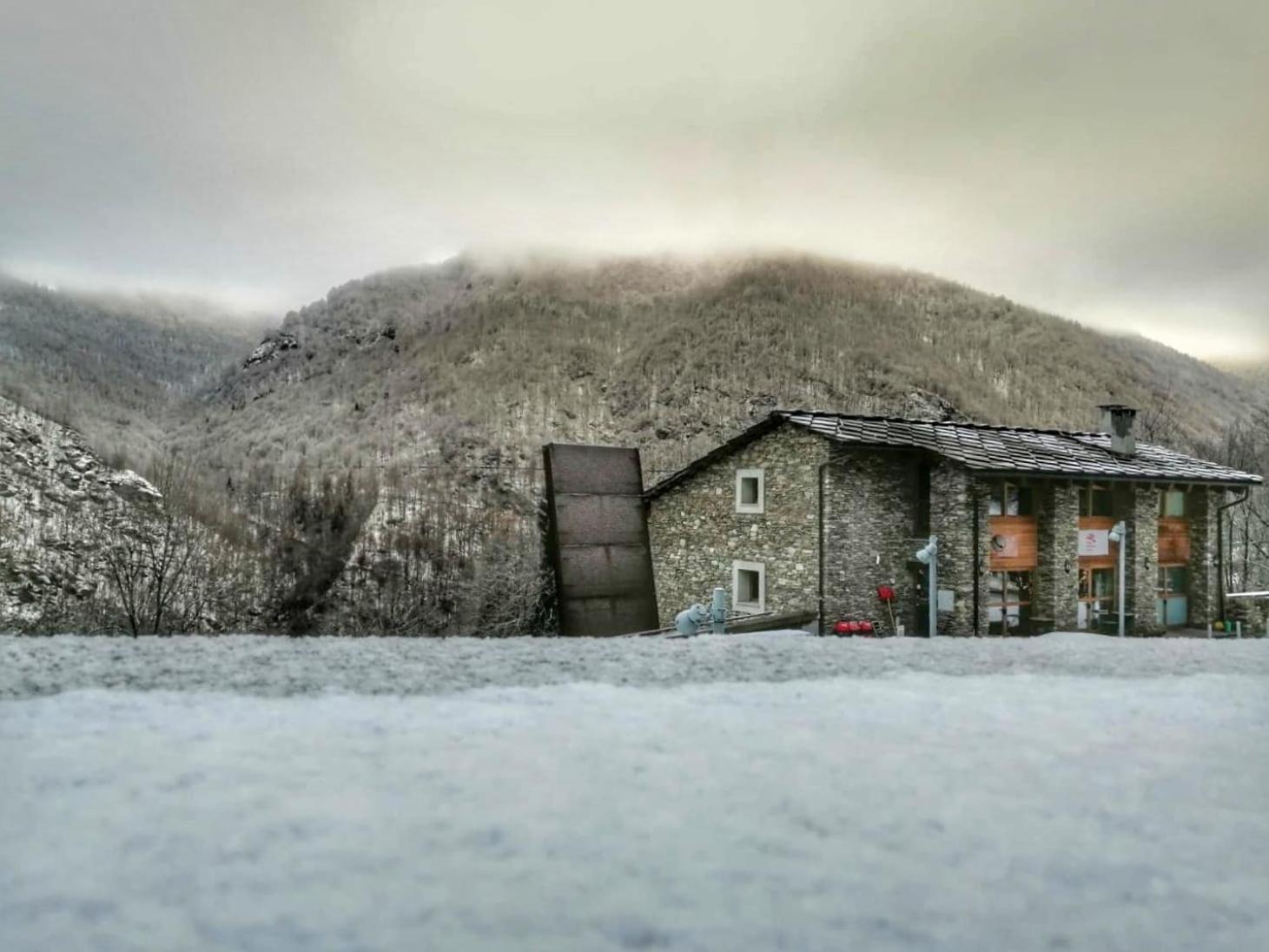 Rifugio Galaberna Hotel Ostana Exterior photo